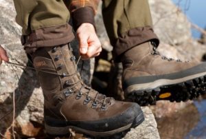 mountain hunting boots